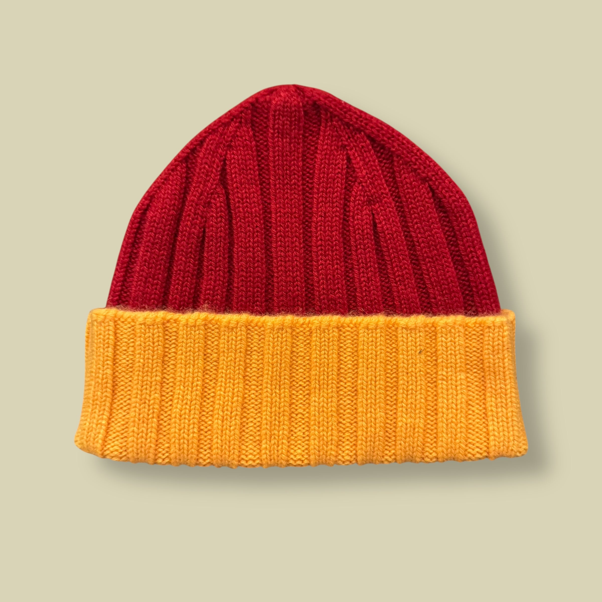 CASHMERE BEANIE RED/YELLOW (brand new)